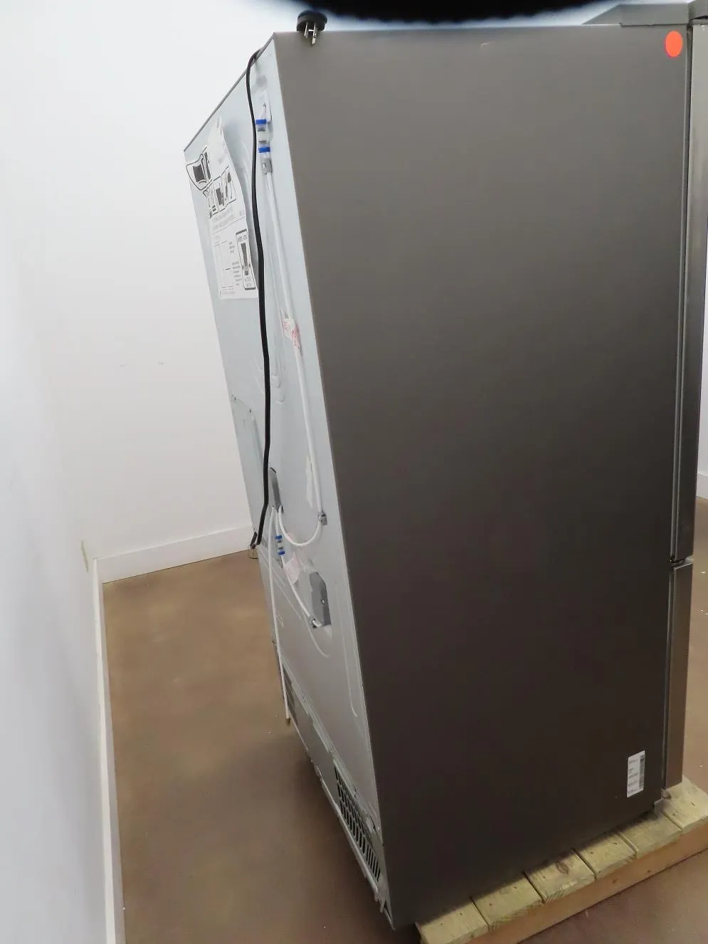 Samsung 36" CoolSelect Pantry French Door Refrigerator RF261BEAESR Images