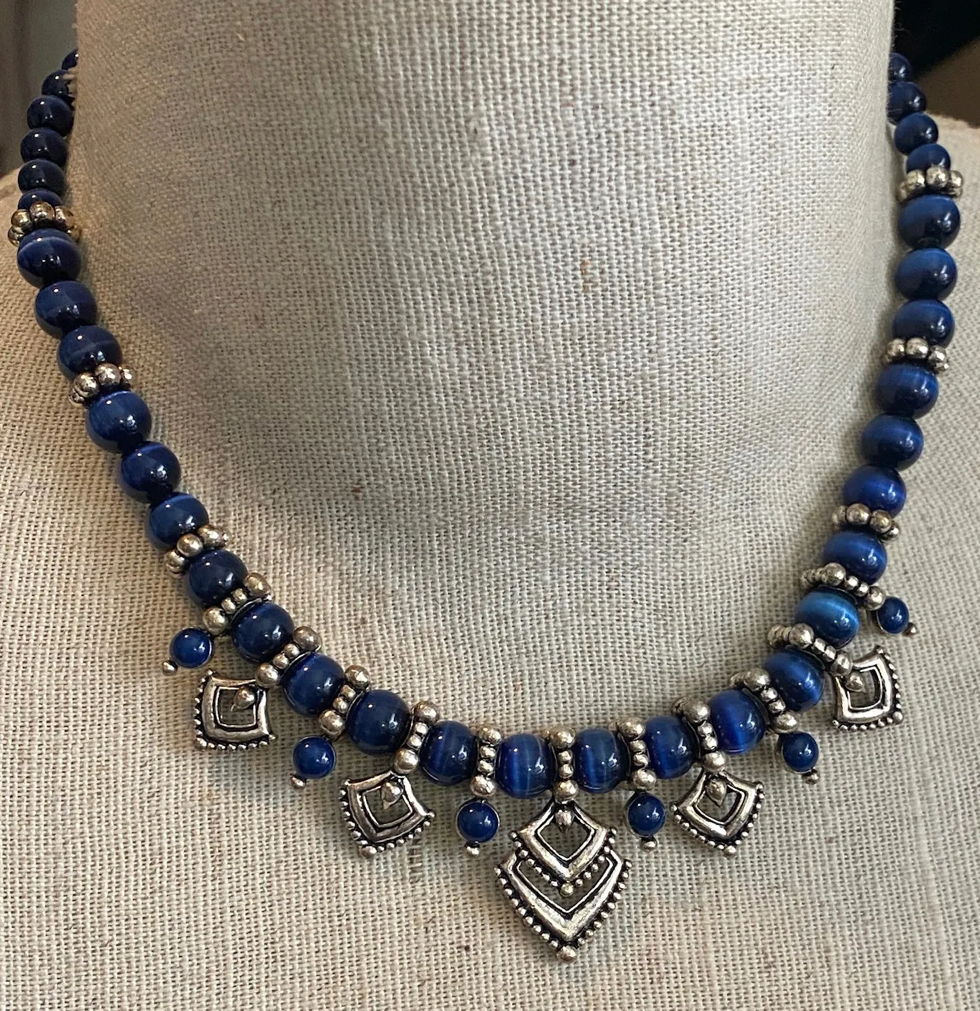 Vintage Avon Dark Cobalt Blue Silver Bead Necklace Adjustable